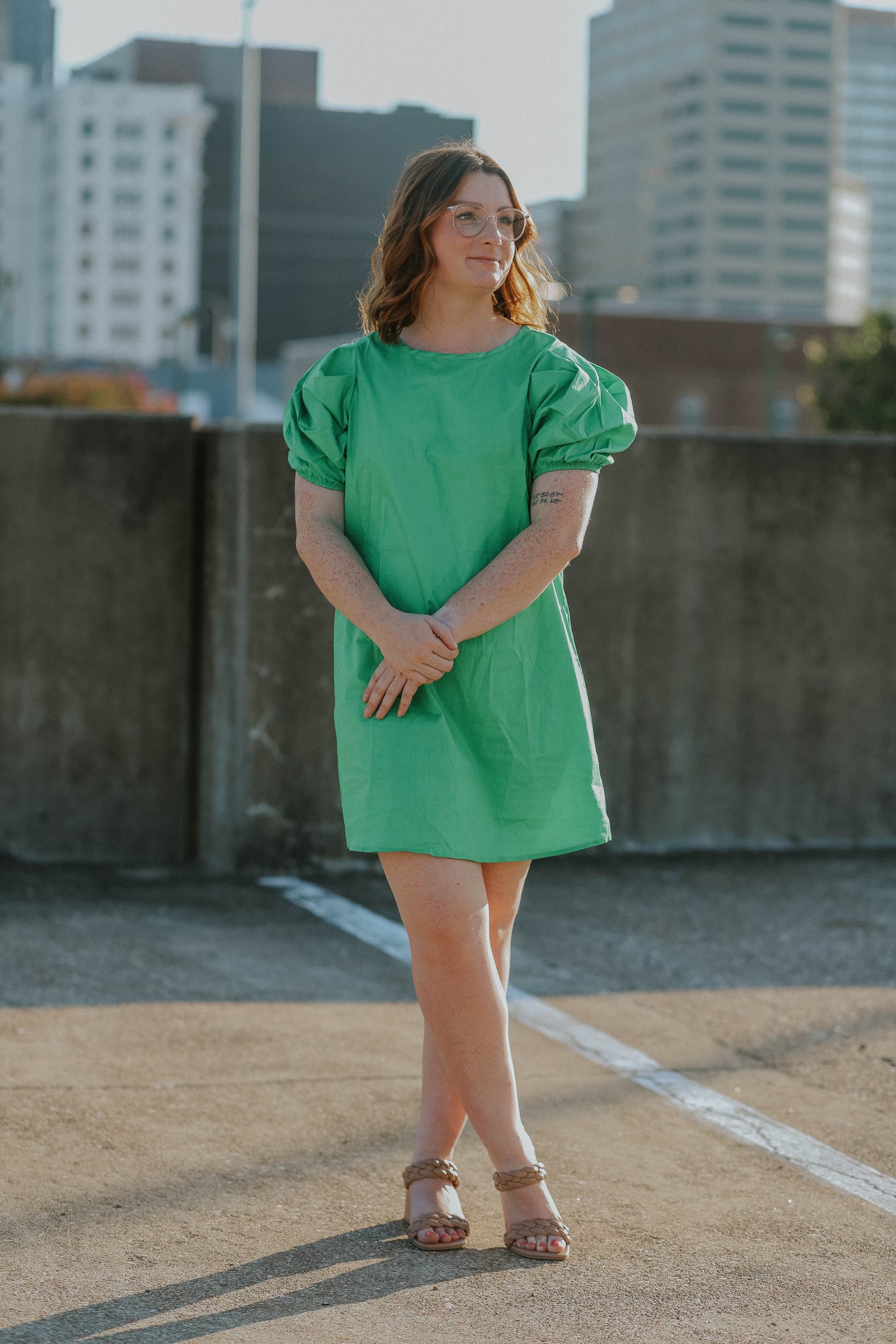 Harper Dress (Kelly Green) – Twelve Oak Boutique